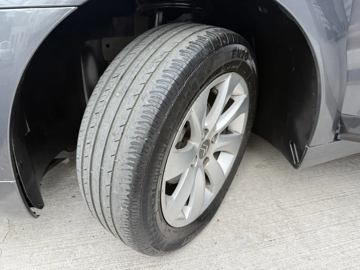 Mira esta publicación de Citroen C 4 2014 en Motordil