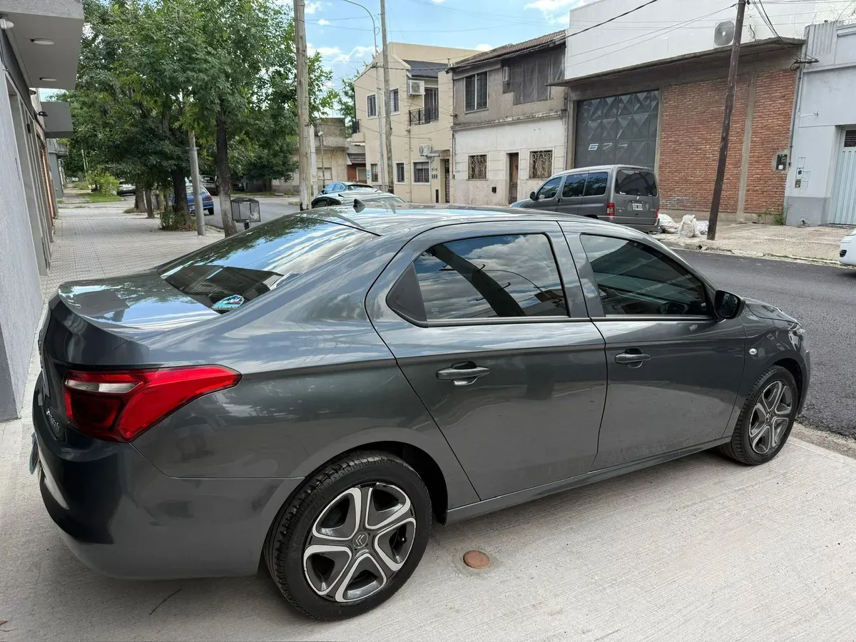 Mira esta publicación de Citroen C Elysee 2017 en Motordil