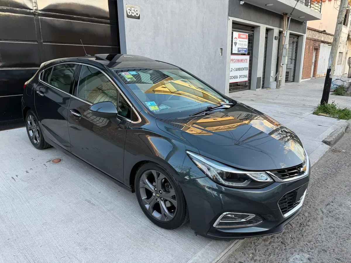 Mira esta publicación de Chevrolet Cruze 2018 en Motordil