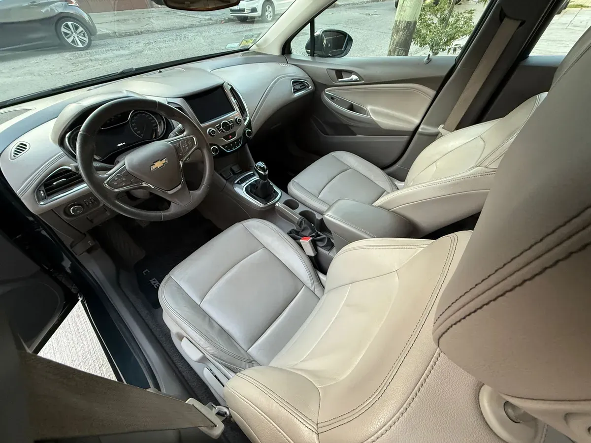 Mira esta publicación de Chevrolet Cruze 2018 en Motordil