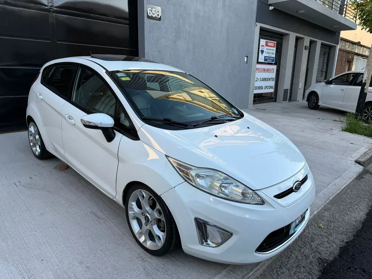 Mira esta publicación de Ford Fiesta 2012 en Motordil