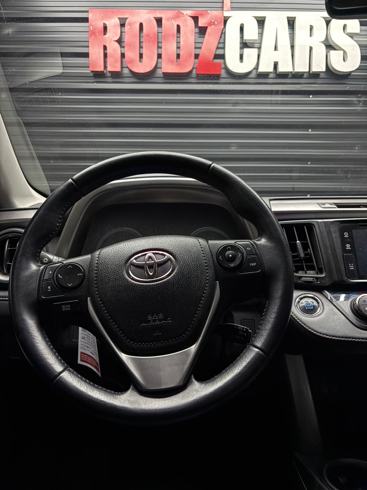 Mira esta publicación de Toyota RAV4 2017 en Motordil