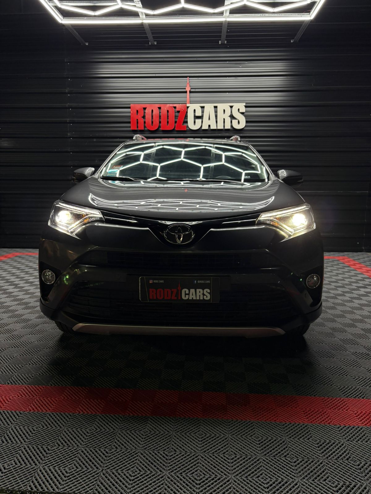 Mira esta publicación de Toyota RAV4 2017 en Motordil