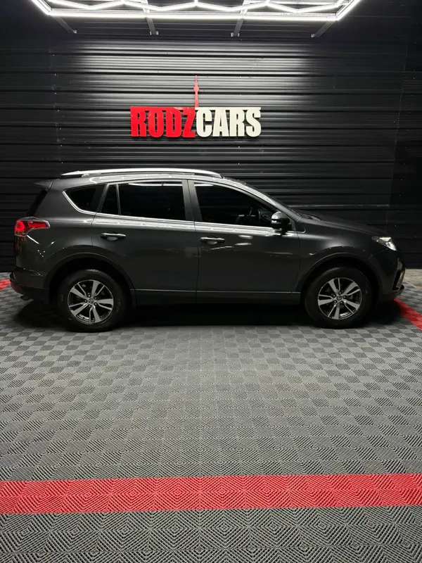 Mira esta publicación de Toyota RAV4 2017 en Motordil