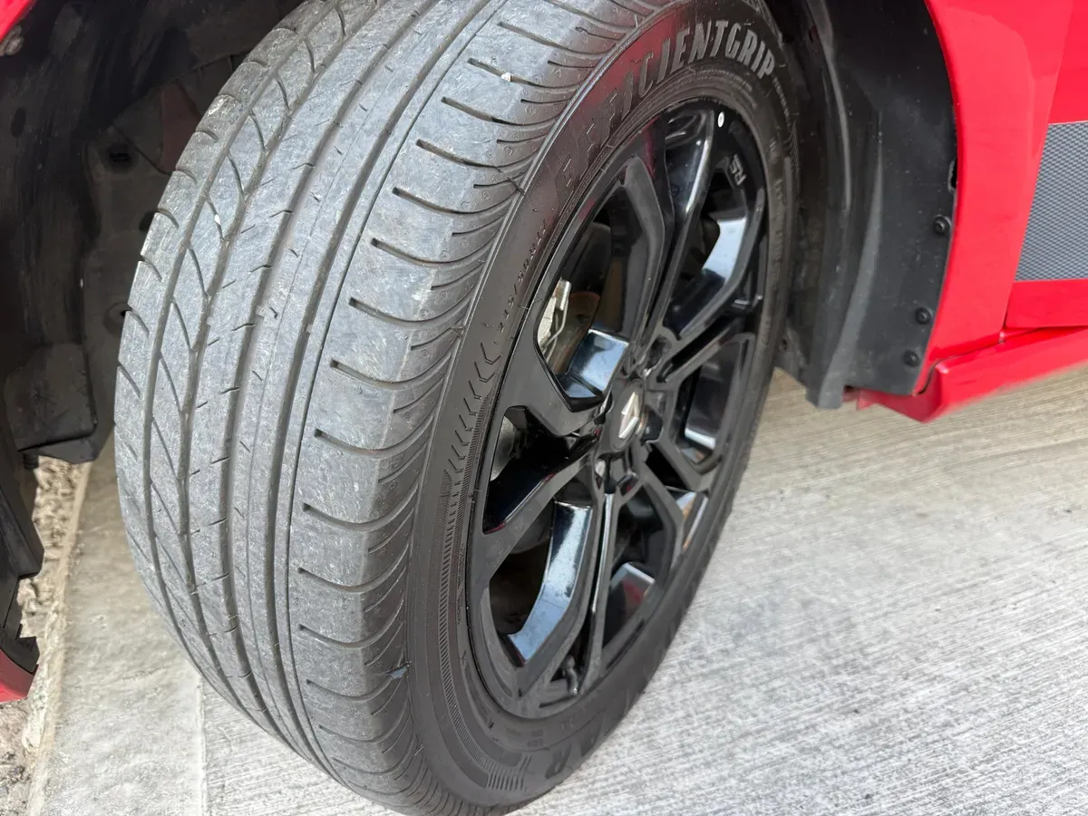 Mira esta publicación de Renault Sandero II 2019 en Motordil