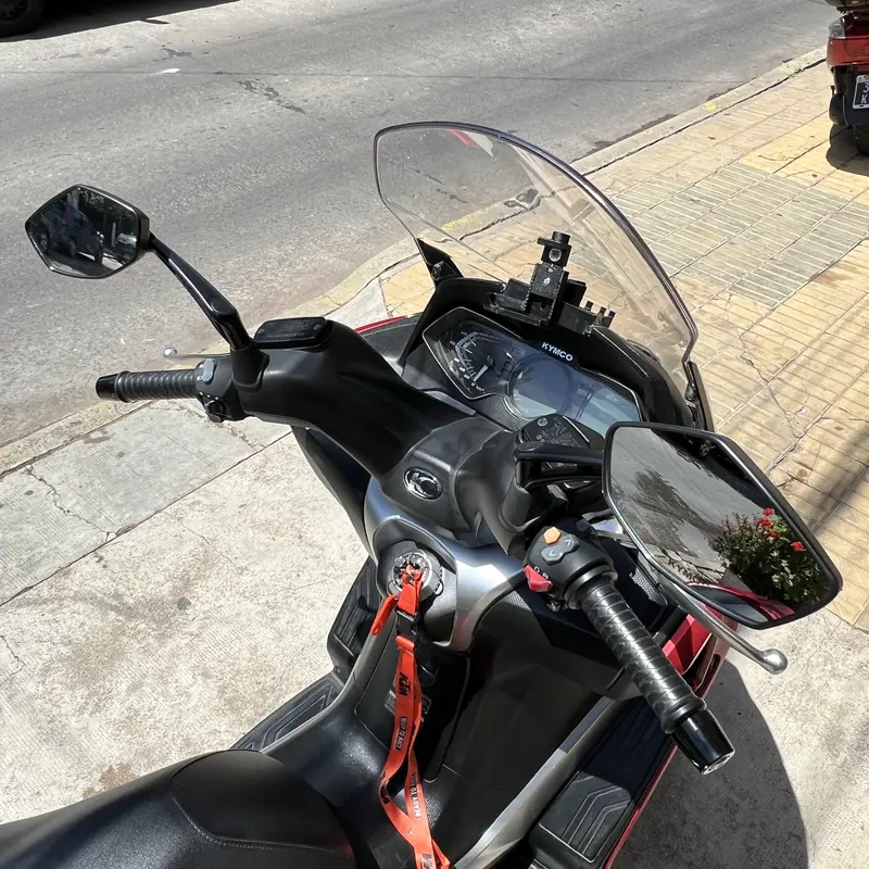 Mira esta publicación de Kymco Downtown 350 I 2021 en Motordil