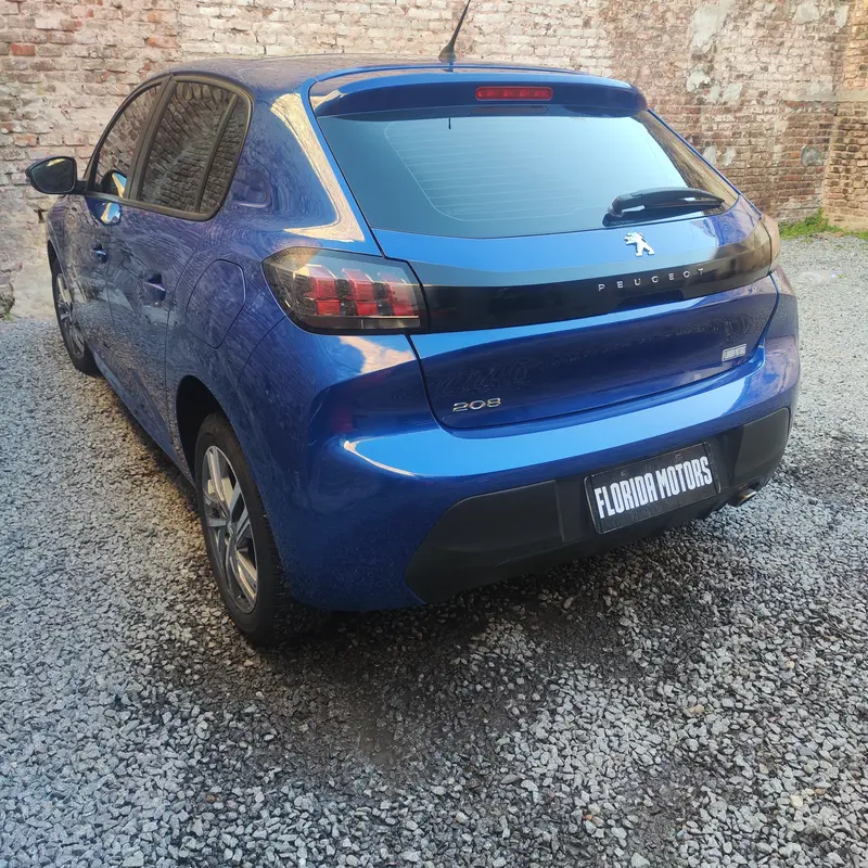 Mira esta publicación de Peugeot 208 2021 en Motordil