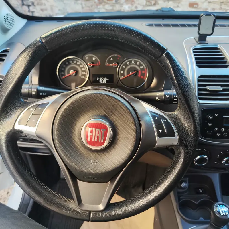 Mira esta publicación de Fiat Palio 2014 en Motordil