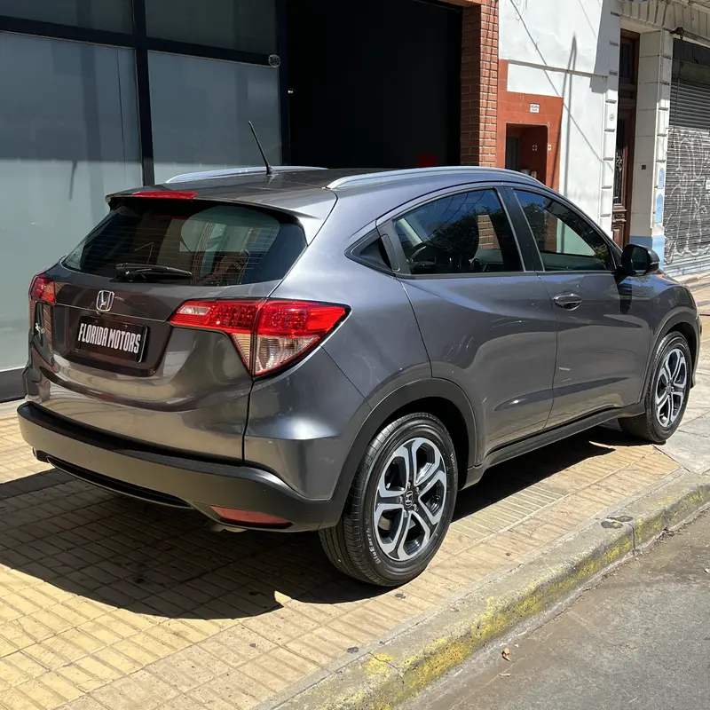 Mira esta publicación de Honda HRV 2018 en Motordil