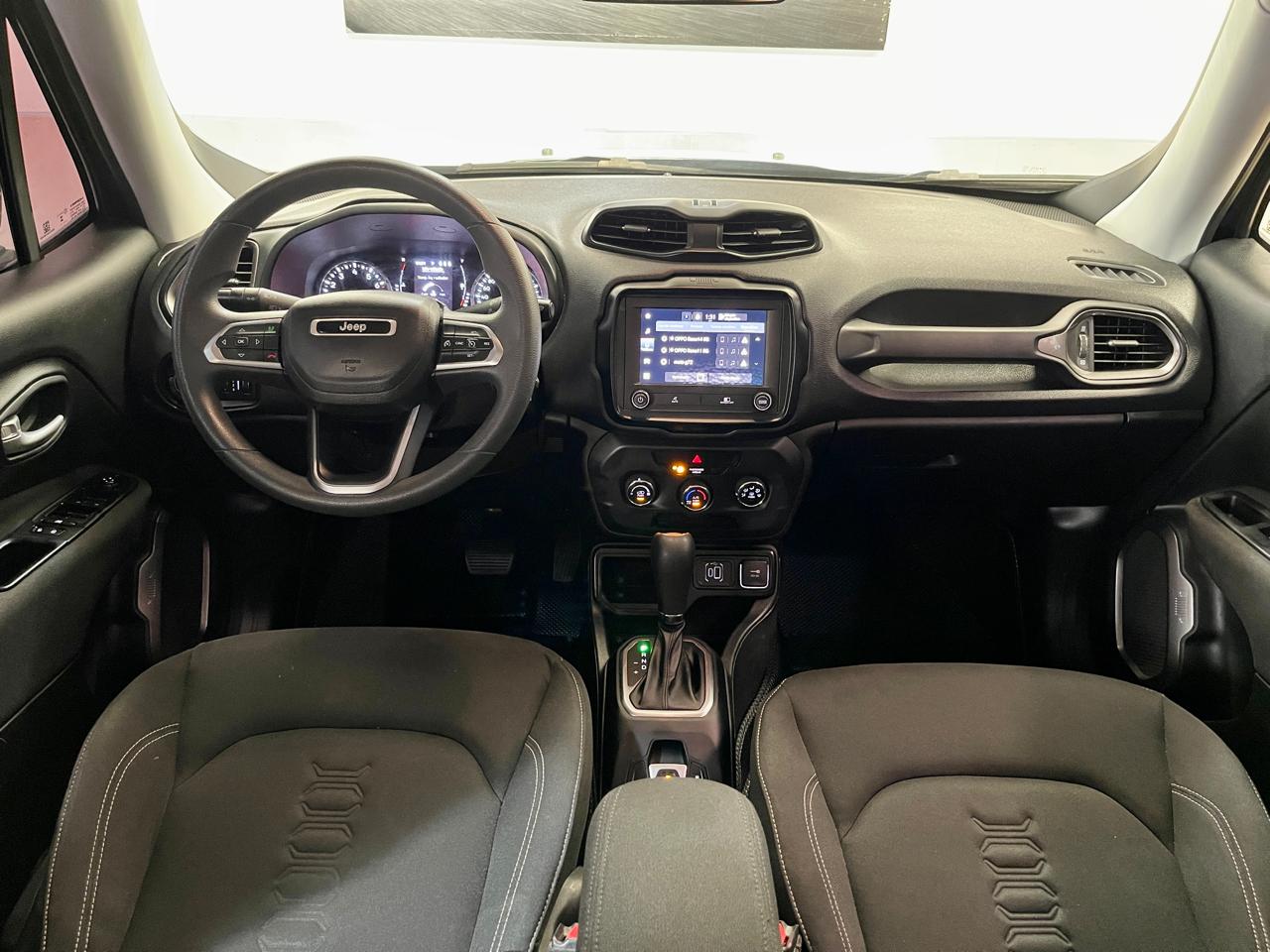 Mira esta publicación de Jeep Renegade 2024 en Motordil