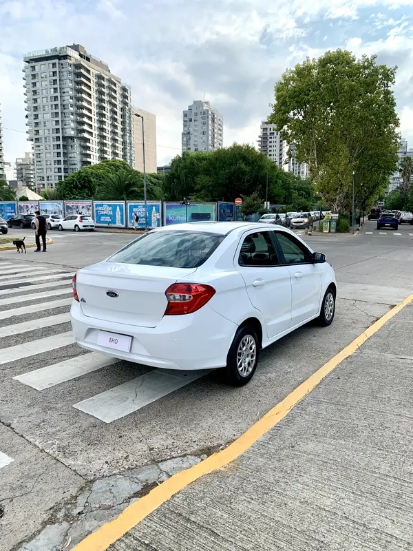 Mira esta publicación de Ford KA 2018 en Motordil