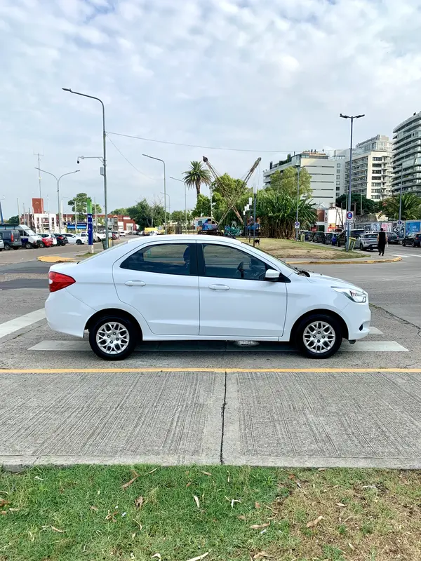 Mira esta publicación de Ford KA 2018 en Motordil
