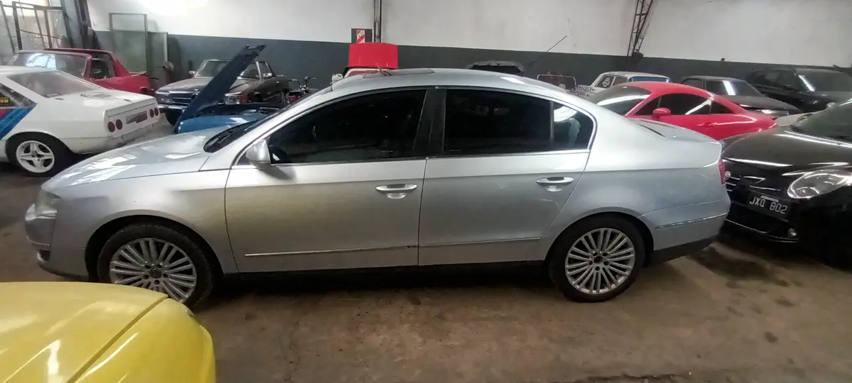 Mira esta publicación de Volkswagen Passat 2009 en Motordil