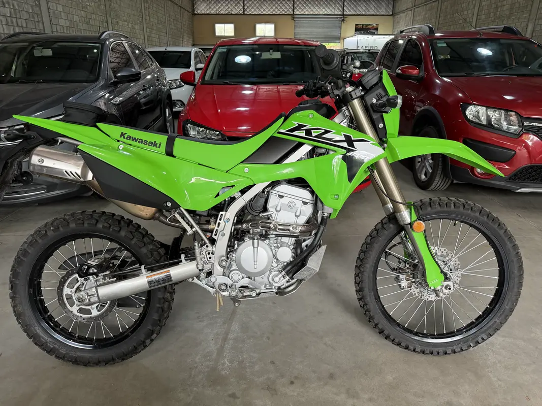 Mira esta publicación de Kawasaki KLX 300 2024 en Motordil