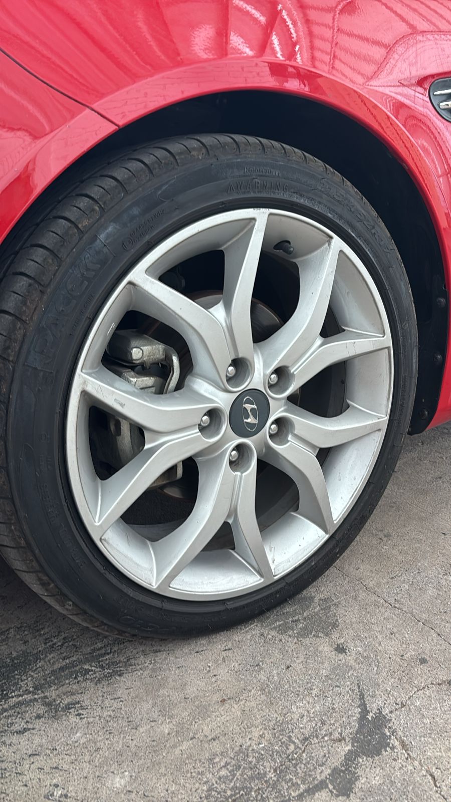 Mira esta publicación de Hyundai Coupe 2008 en Motordil