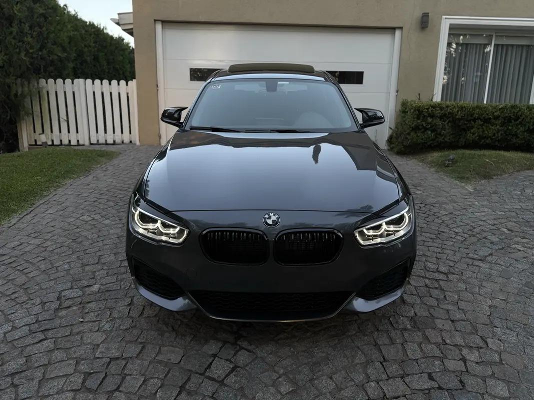 Mira esta publicación de BMW Serie 1 2018 en Motordil