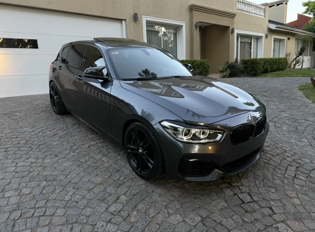 Mira esta publicación de BMW Serie 1 2018 en Motordil