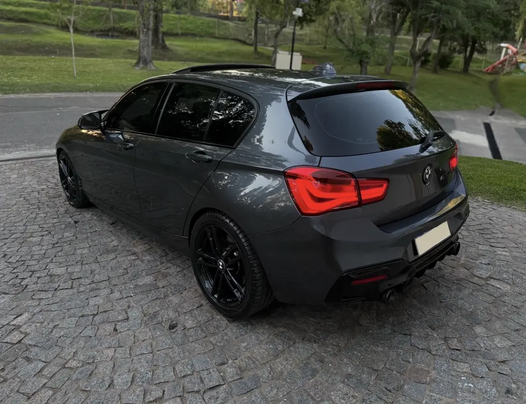 Mira esta publicación de BMW Serie 1 2018 en Motordil