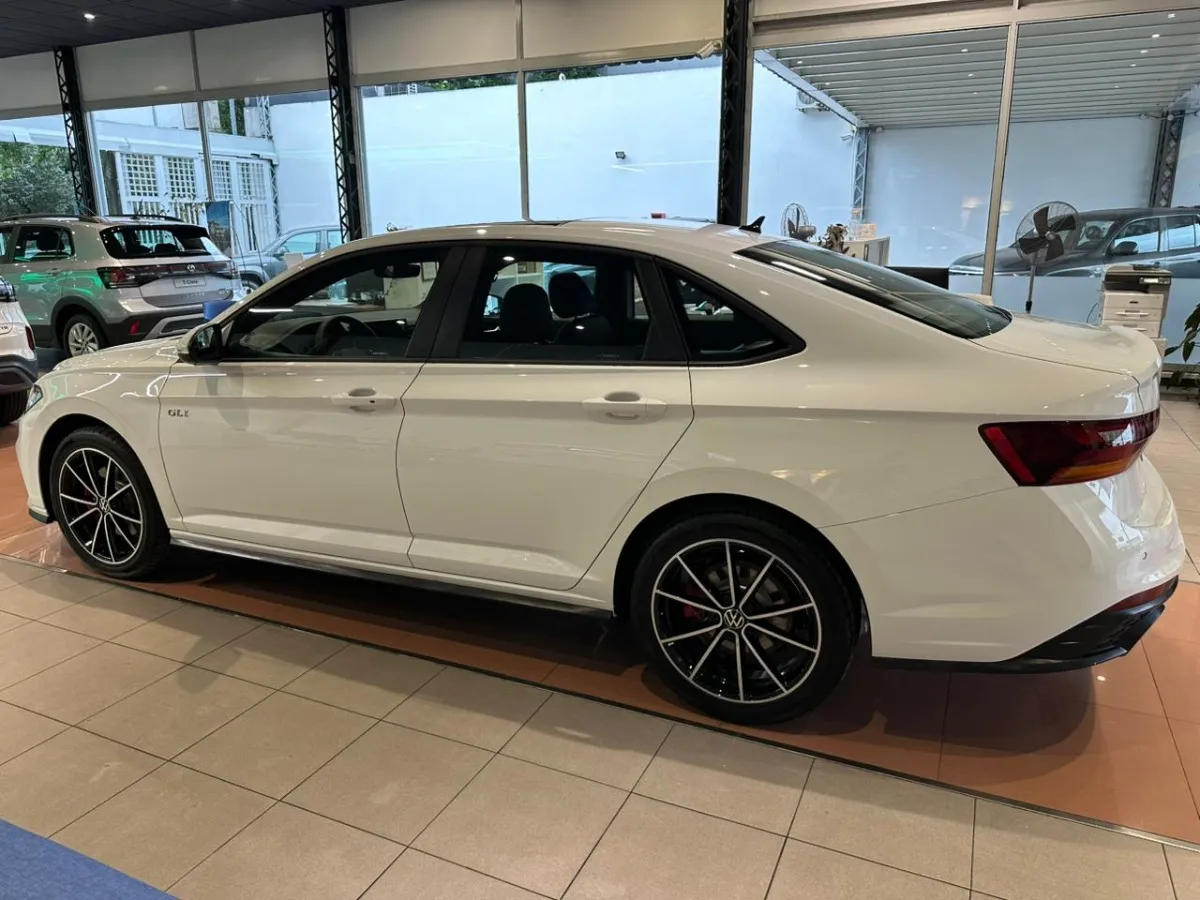 Mira esta publicación de Volkswagen Vento 2026 en Motordil