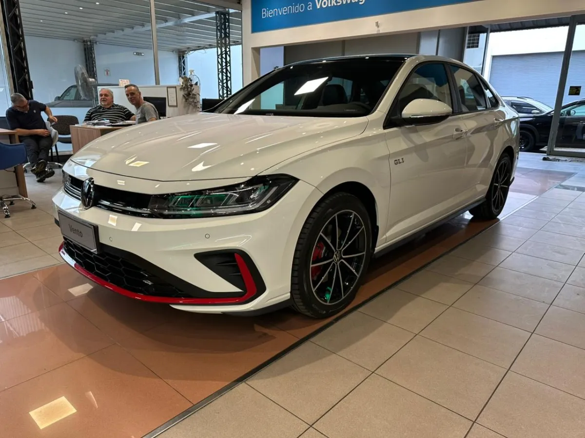 Mira esta publicación de Volkswagen Vento 2026 en Motordil