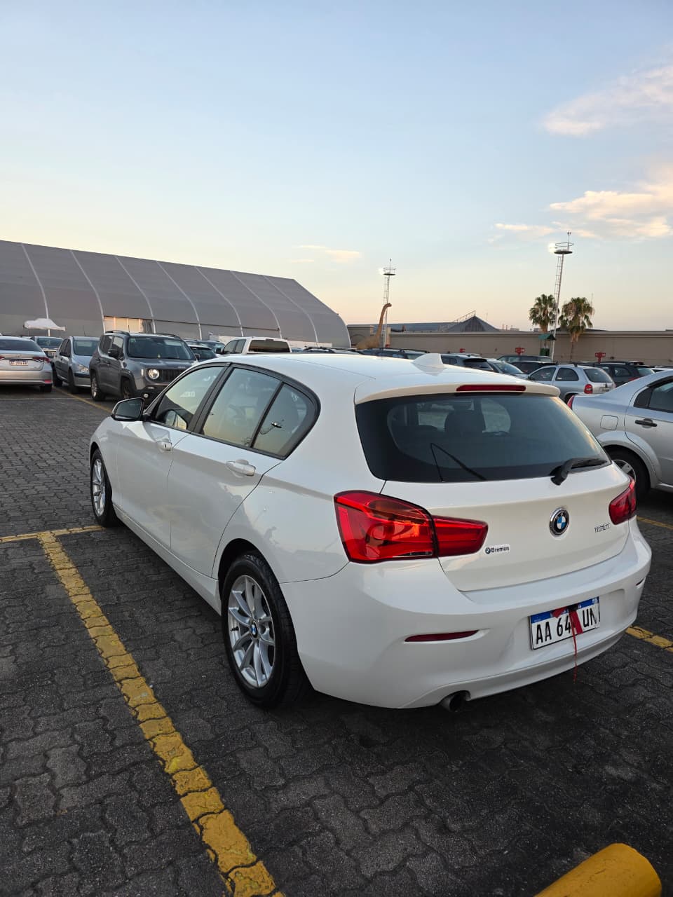 Mira esta publicación de BMW Serie 1 2016 en Motordil