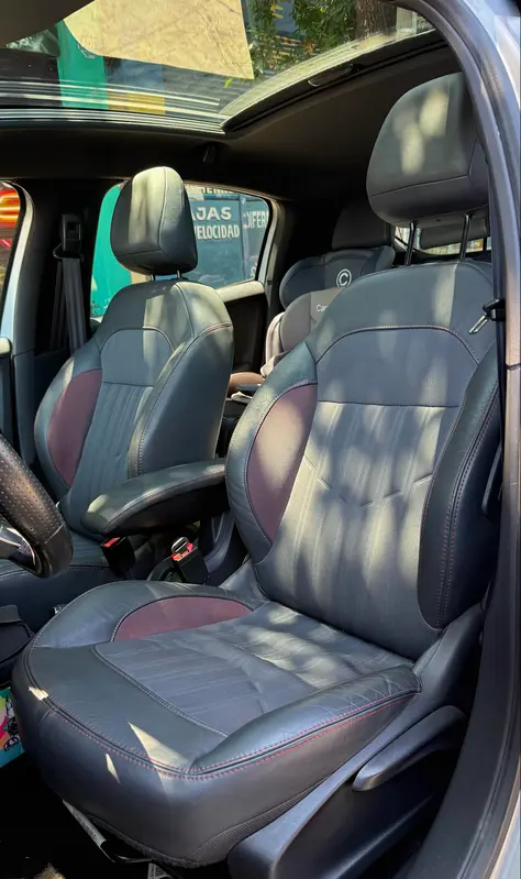 Mirá esta publicación de Peugeot 208