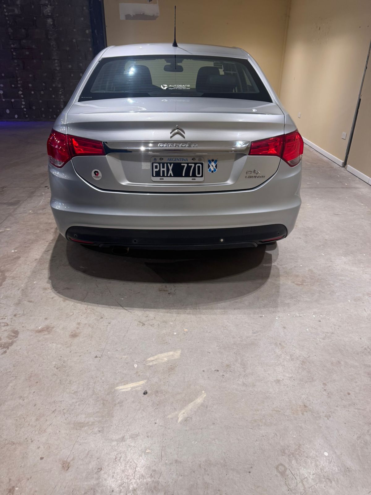 Mira esta publicación de Citroen C 4 Lounge 2015 en Motordil