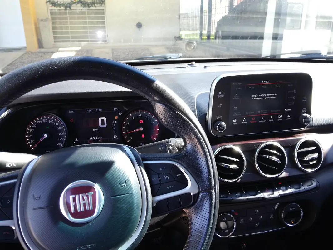 Mira esta publicación de Fiat Cronos 2018 en Motordil