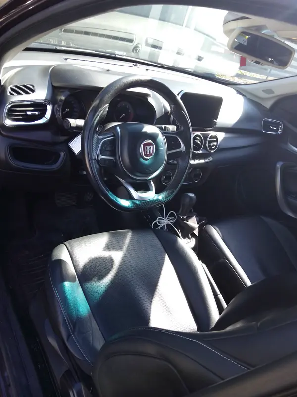 Mira esta publicación de Fiat Cronos 2018 en Motordil