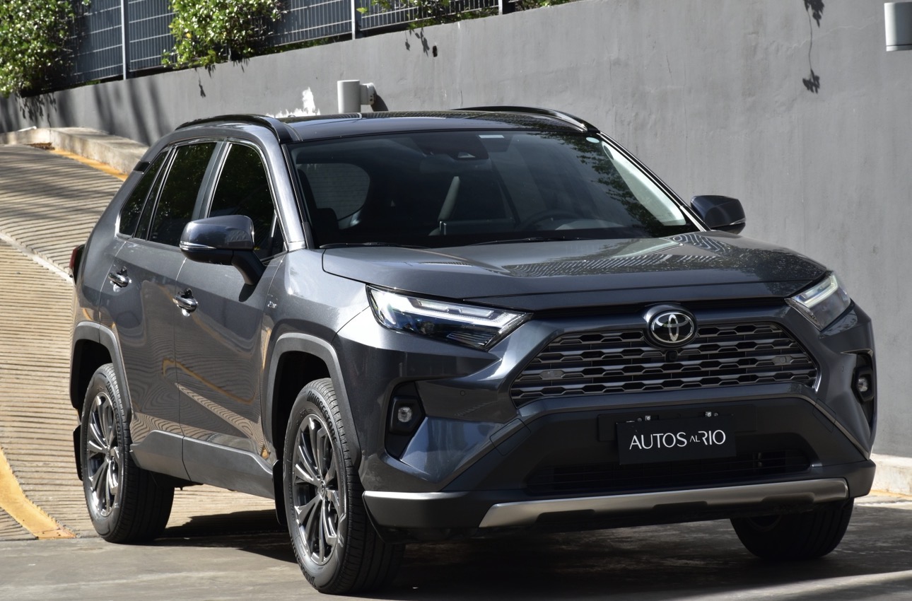 Mira esta publicación de Toyota RAV4 2025 en Motordil