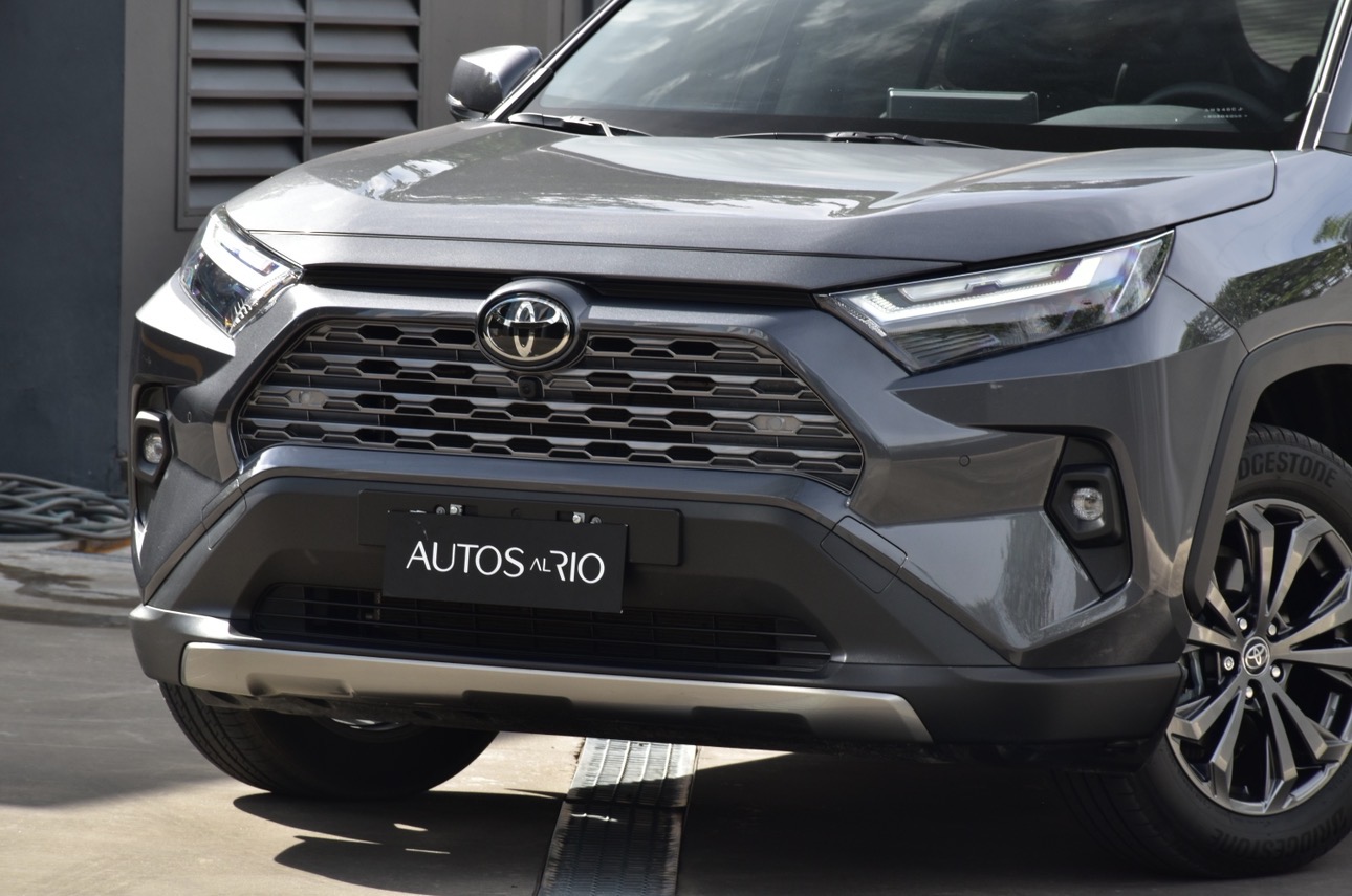 Mira esta publicación de Toyota RAV4 2025 en Motordil