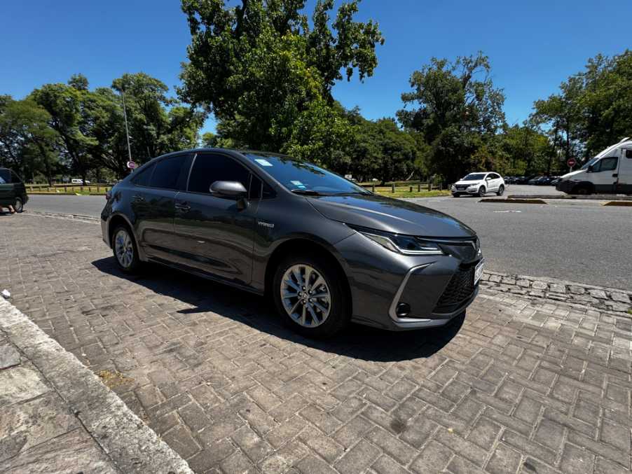 Mira esta publicación de Toyota Corolla 2024 en Motordil