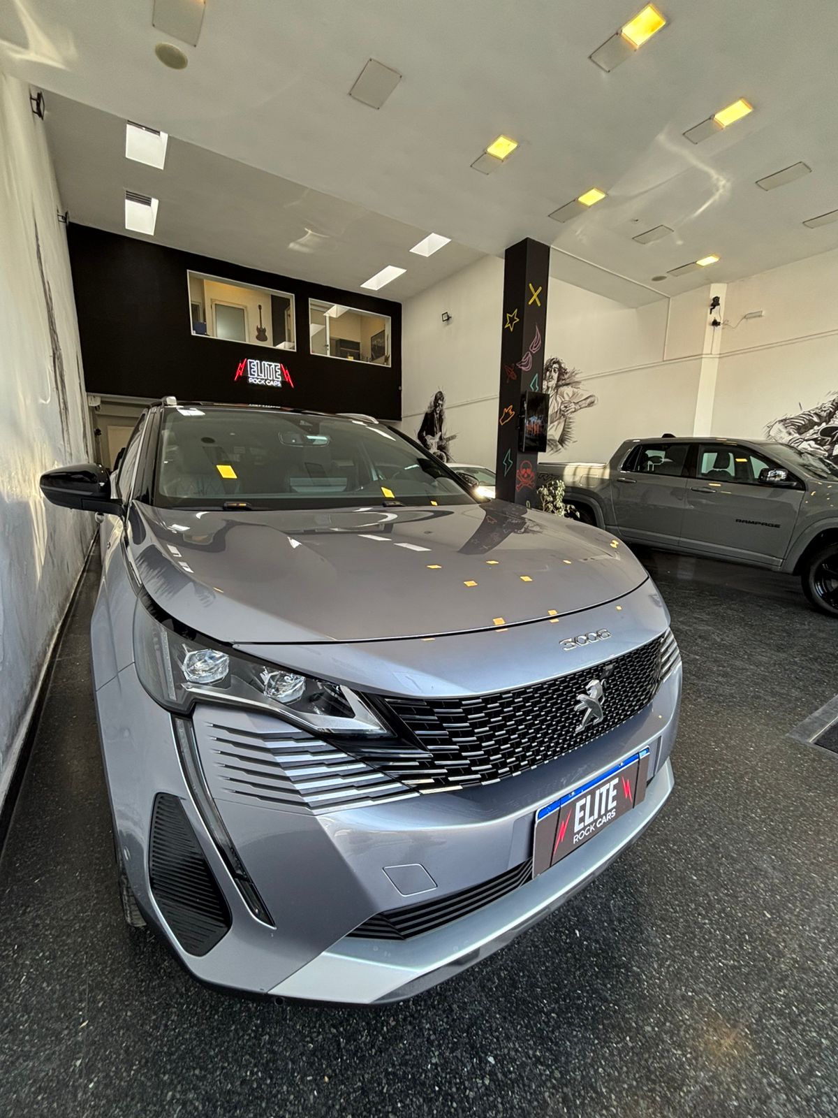 Mira esta publicación de Peugeot 3008 2024 en Motordil