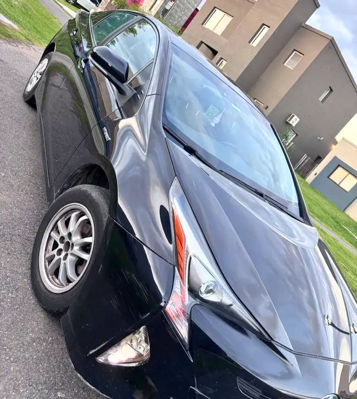 Mira esta publicación de Toyota Prius 2019 en Motordil