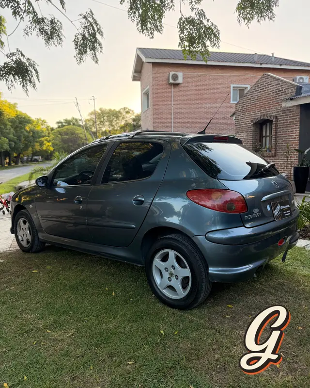Mira esta publicación de Peugeot 206 2008 en Motordil