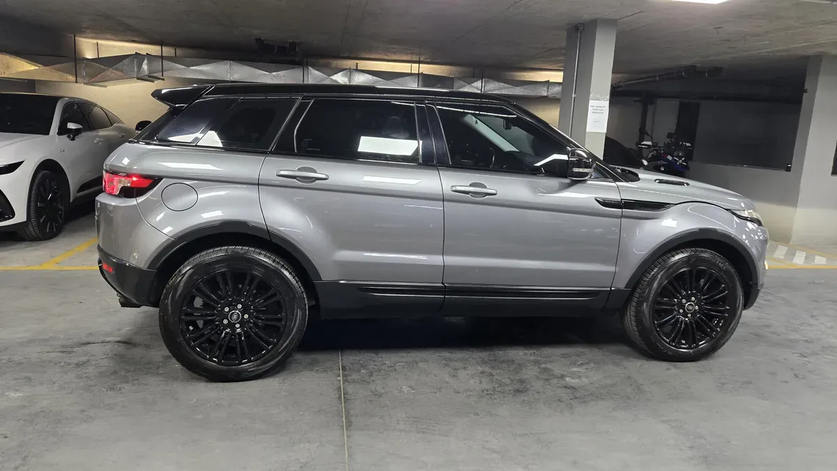 Mira esta publicación de Land Rover Range Rover 2013 en Motordil