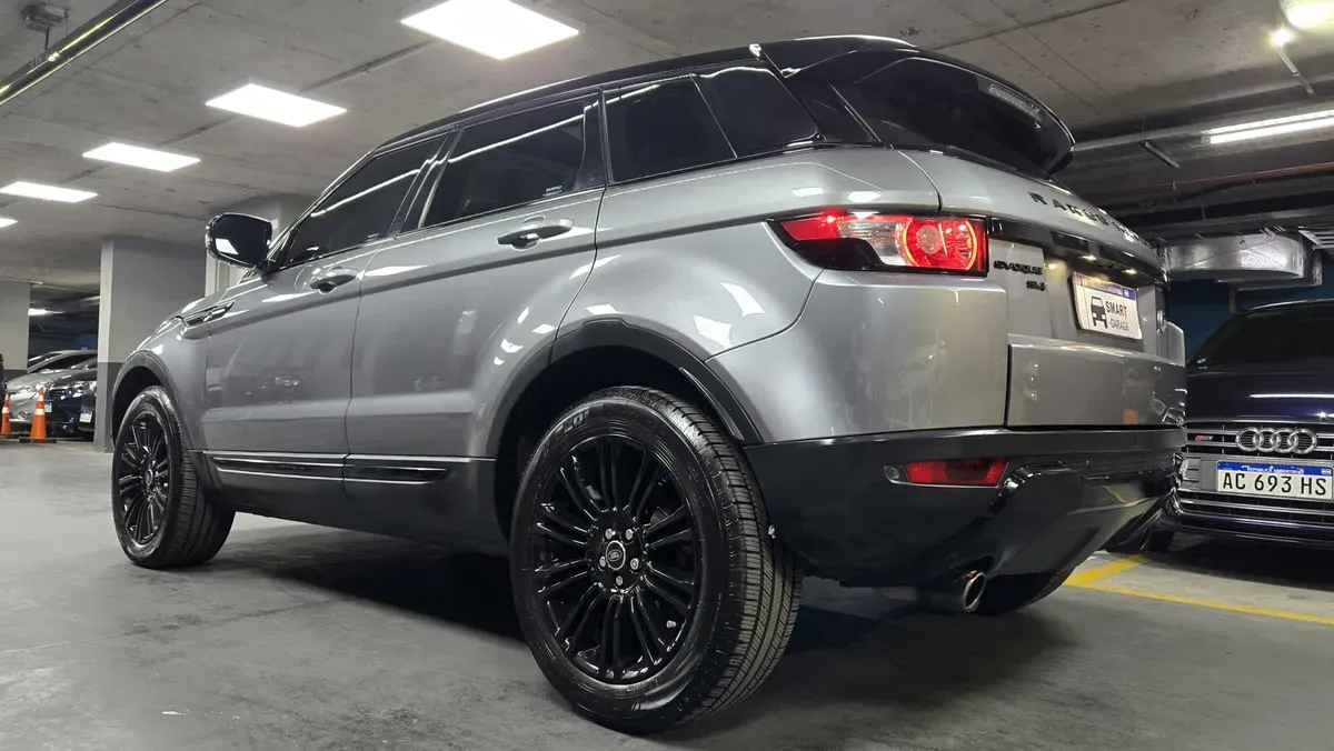 Mira esta publicación de Land Rover Range Rover 2013 en Motordil