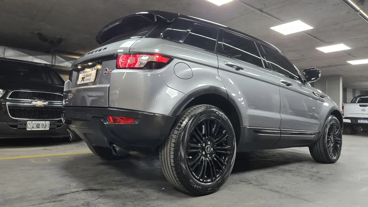 Mira esta publicación de Land Rover Range Rover 2013 en Motordil