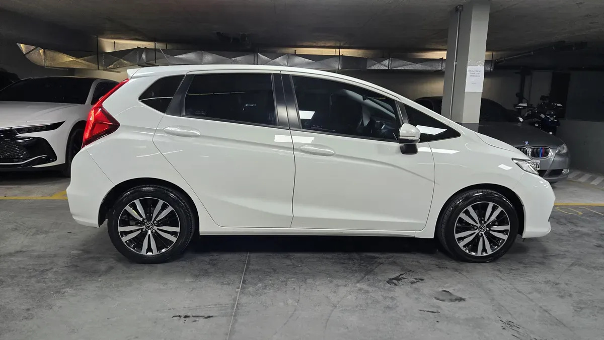 Mira esta publicación de Honda FIT 2020 en Motordil