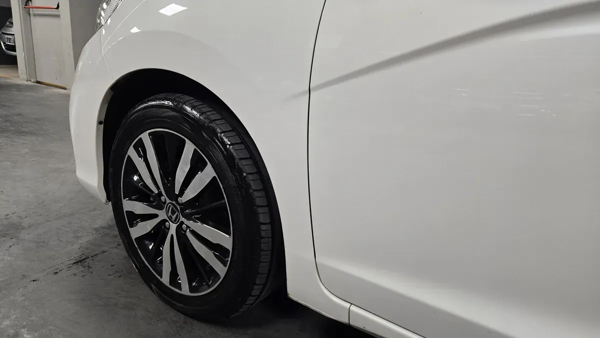 Mira esta publicación de Honda FIT 2020 en Motordil