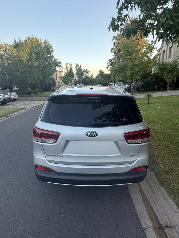Mira esta publicación de KIA Sorento 2016 en Motordil