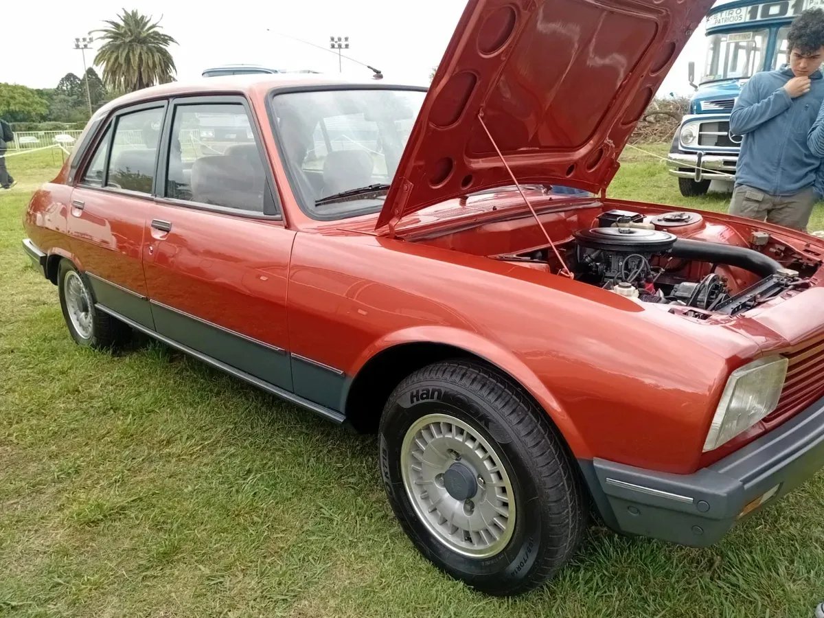 Mira esta publicación de Peugeot 504 1984 en Motordil