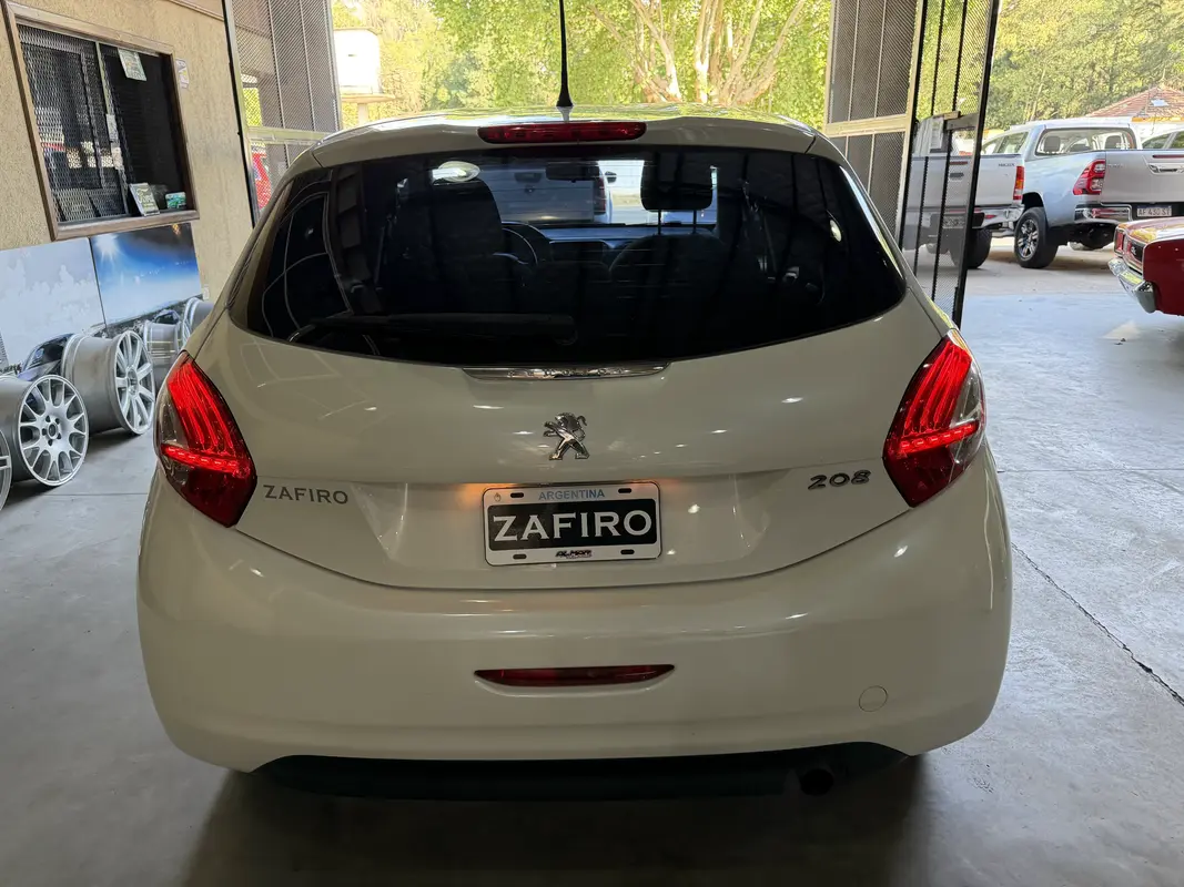 Mira esta publicación de Peugeot 208 2014 en Motordil