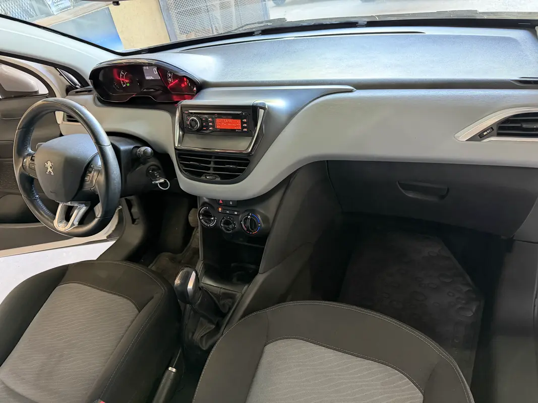 Mirá esta publicación de Peugeot 208