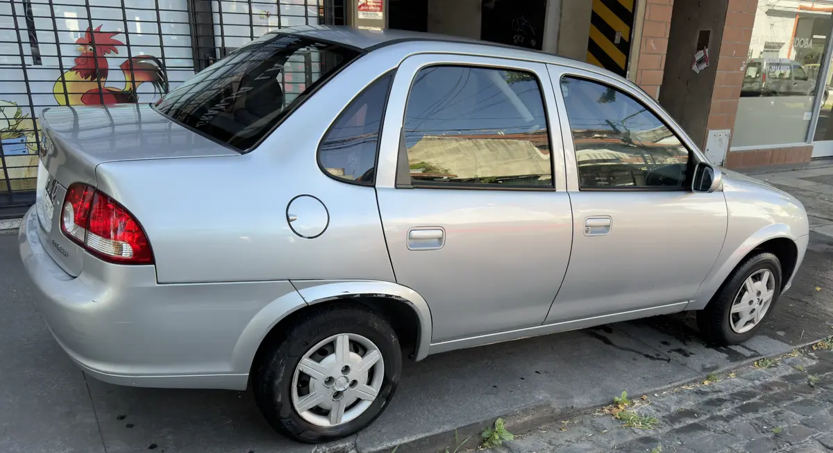 Mira esta publicación de Chevrolet Classic 2015 en Motordil