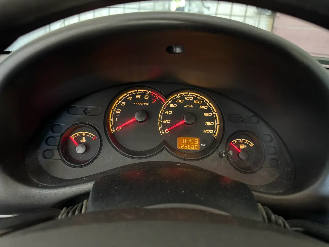 Mira esta publicación de Chevrolet Classic 2015 en Motordil