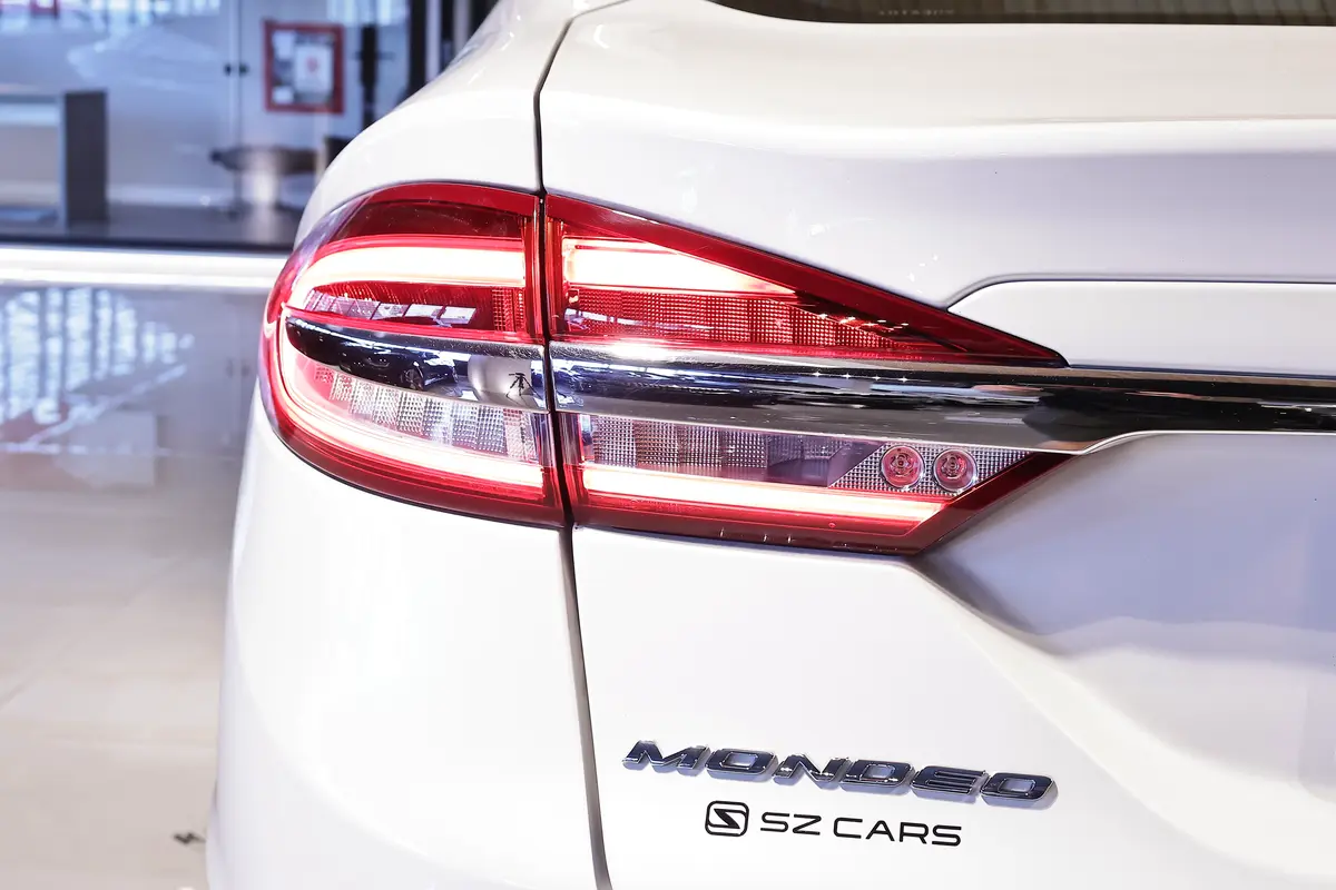 Mira esta publicación de Ford Mondeo 2018 en Motordil