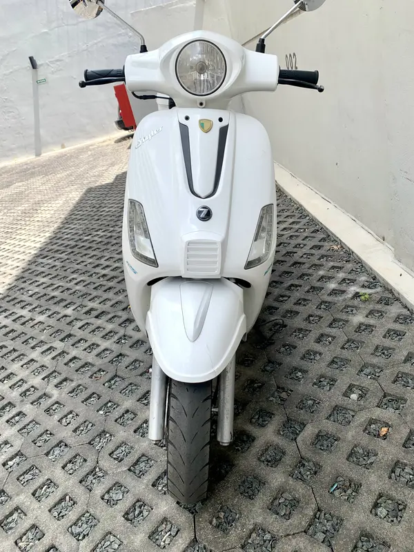 Mira esta publicación de Zanella Motos 125 Exclusive 2014 en Motordil