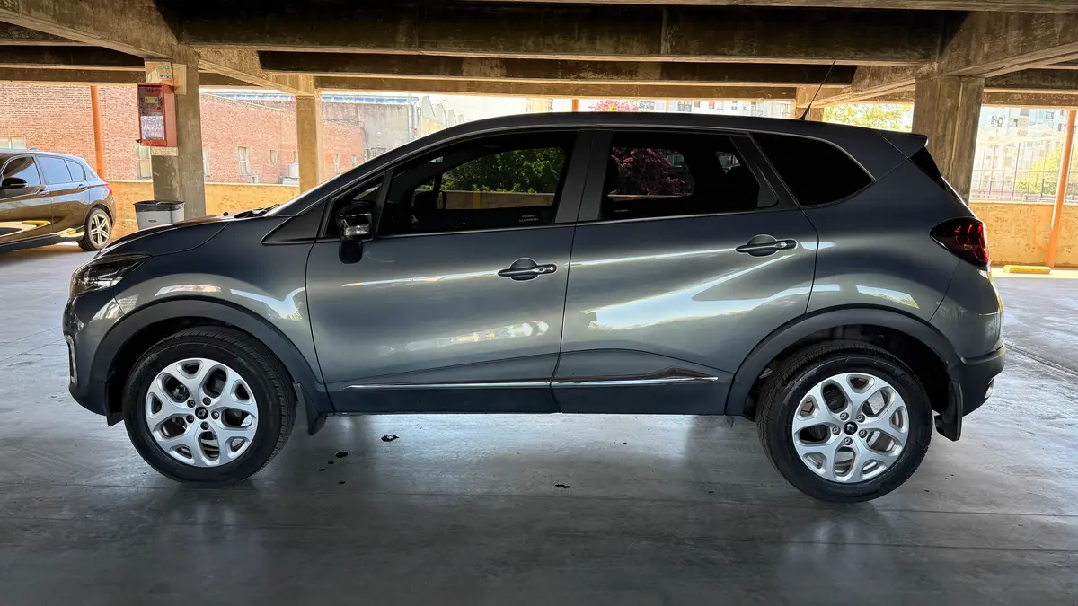 Mira esta publicación de Renault Captur 2017 en Motordil