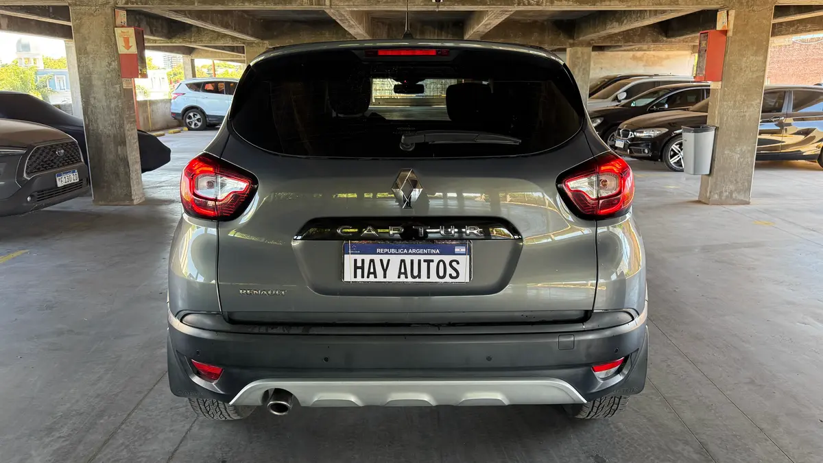 Mira esta publicación de Renault Captur 2017 en Motordil